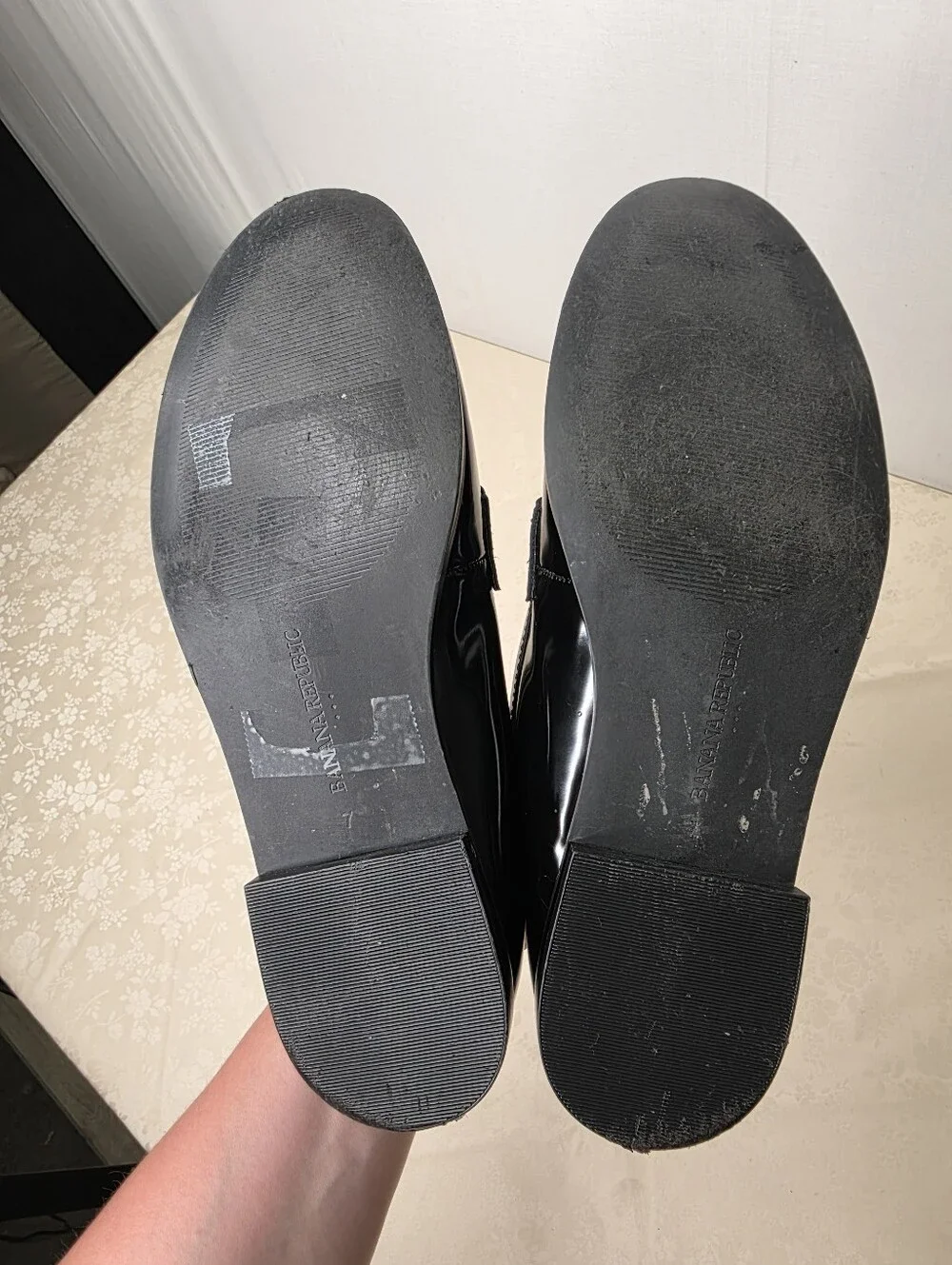 Banana Republic Black Leather Penny Loafers Size 7 Classic Preppy Minimalist